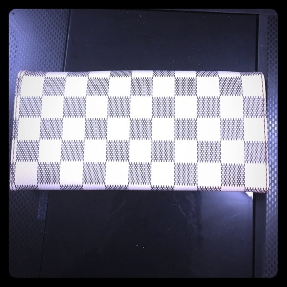 Handmade Handbags - Fashion Women white faux pu leather wallet Handmade Handbags - Fashion Women white faux pu leather wallet